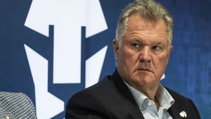 Šéf hokejové Boleslavi: Musíme sehnat miliardáře. Mzdy hráčů? Brečení nepomůže