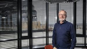 Šéf Regiojetu pochválil České dráhy. A popsal, co chystá se svými žlutými vlaky Šéf Regiojetu pochválil České dráhy. A popsal, co chystá se svými žlutými vlaky