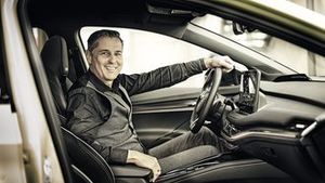 Šéf Škody Auto končí. Jde pomoci Číňanům oživit slavnou švédskou značku Šéf Škody Auto končí. Jde pomoci Číňanům oživit slavnou švédskou značku