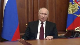Putin řídí válku přímo! Zasahuje do práce i zkušeným generálům