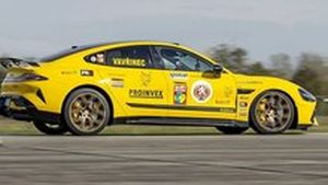 Šest rekordů během jediného dne. Svět motorů přepsal tabulky Šest rekordů během jediného dne. Svět motorů přepsal tabulky
