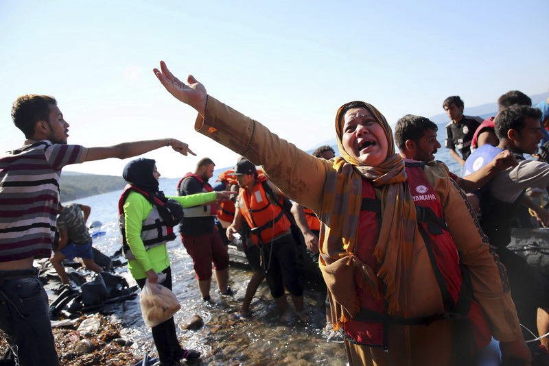 Skala Sikaminias, Lesbos, Řecko 2015. Jsou v Evropě a to je hlavní, to jim teď stačí