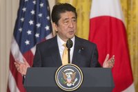 KLDR vypálila raketu do Japonského moře. „Nepřijatelné,“ hřímá premiér Abe