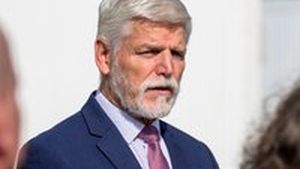 Situace je vážná! Pavel se setkal s experty na veřejné finance Situace je vážná! Pavel se setkal s experty na veřejné finance