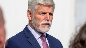 Situace je vážná! Pavel se setkal s experty na veřejné finance Situace je vážná! Pavel se setkal s experty na veřejné finance
