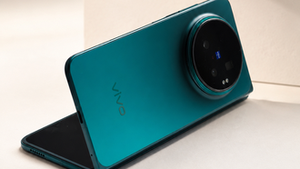 Skládačka pro každého fotografa s 200MP foťákem a 7000mAh baterií Skládačka pro každého fotografa s 200MP foťákem a 7000mAh baterií