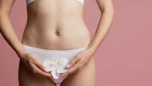 Skleníkový efekt na intimních partiích? Proč vám běžné vložky mohou škodit a v čem pomáhá organická bavlna, vysvětluje Michaela Červenková