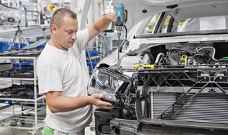 Škoda Auto n'a pas de travail pour les gens.  Il va déplacer beaucoup de personnel