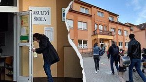 Škola po otravě dětí zkaženými vejci: Já tam nechci, plakala holčička