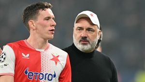 Slavii odpadávají hráči: Moses, Holeš a teď i Provod. Stihne někdo z nich Ligu mistrů? Slavii odpadávají hráči: Moses, Holeš a teď i Provod. Stihne někdo z nich Ligu mistrů?