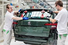 Slovenský Volkswagen ještě letos přestane montovat model Škoda Karoq