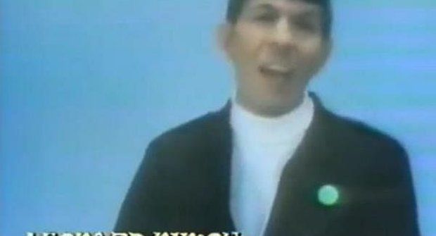 Spock zpívá zvláštní písničku o Hobitovi