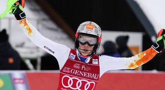 Vlhová vyhrála další slalom, Dubovská vypadla. Senzace mezi muži