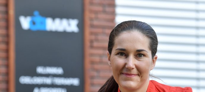 Bývalá lyžařka Šárka Strachová šéfuje klinice celostní terapie a sportu VO2max