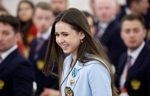 Krasobruslařská hvězda Kamila Valijevová na setkání ruských sportovců s Vladimirem Putinem