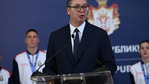 Srbský prezident Vučić udělal nečekaný tah. Rezignoval a míří do vlády