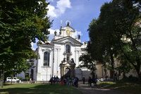 Strahovský klášter zmodrá: Na podporu autismu se modře rozsvítí i další budovy