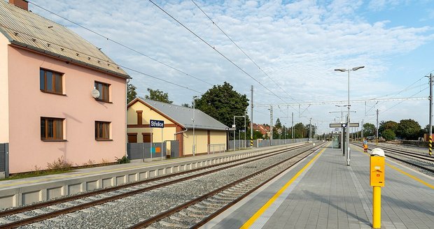 Na železniční trati mezi Střelicemi a brněnskými Horními Heršpicemi přejel vlak dvě ženy.