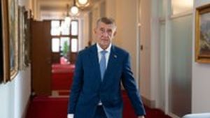 Střídání času jen tak neskončí! Vláda ho chce až do roku 2031. Ministr bouří: Škodí zdraví Střídání času jen tak neskončí! Vláda ho chce až do roku 2031. Ministr bouří: Škodí zdraví