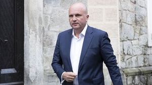 Strnadův fond překonal první plán. Na obranu a letectví získal přes 3,6 miliardy