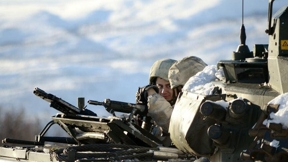 Vojáci ze Švédska na cvičení NATO, březen 2022.