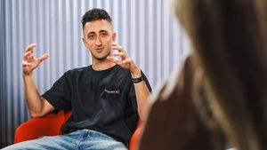 Syn miliardáře, který nechce jít ve stopách otce. Samaras prozradil, proč nebuduje druhou Kofolu Syn miliardáře, který nechce jít ve stopách otce. Samaras prozradil, proč nebuduje druhou Kofolu