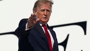 Tahanice o Kennedyho centrum. Trump zamýšlí jeho demolici!? Tahanice o Kennedyho centrum. Trump zamýšlí jeho demolici!?