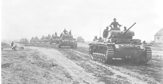 Druhá světová válka: Německé tanky v bitvě u Kurska 1943