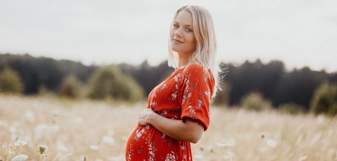 Těhotenská móda: tipy, kdy a co pořídit, když čekáte miminko