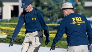Ten chlápek z IT přeskočil kritickou záplatu. Hackeři vysáli citlivé složky FBI, včetně domácích adres agentů Ten chlápek z IT přeskočil kritickou záplatu. Hackeři vysáli citlivé složky FBI, včetně domácích adres agentů