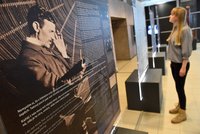 Muž, který rozzářil svět: Brno vzdává výstavou hold geniálnímu vynálezci Teslovi