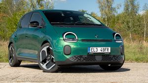 TEST Renault Twingo E-Tech – Milé retro, důstojný vůz