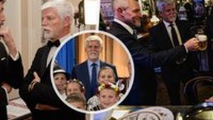 Top momenty Pavlovy návštěvy USA: S hvězdou Matrixu, českým pivem i emotivní tečkou Top momenty Pavlovy návštěvy USA: S hvězdou Matrixu, českým pivem i emotivní tečkou