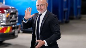 Trenér Španělska objímal Deniu: Češi jsou v dobrých rukách. Yamal je čím dál vyzrálejší