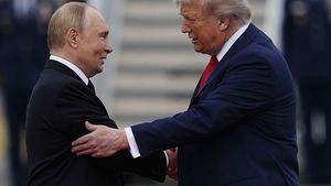 Trump chce levnou naftu z Ruska. Putin tím může získat víc než jen nové zákazníky