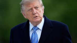 Trump odmítl další íránský návrh na ukončení války. Oznámil „naprostou kontrolu“ USA nad Hormuzem Trump odmítl další íránský návrh na ukončení války. Oznámil „naprostou kontrolu“ USA nad Hormuzem
