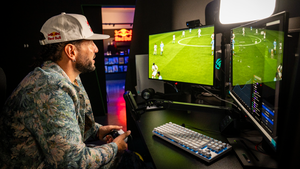 Ukaž skill v EA FC 27 Red Bull Wings Cupu a vybojuj si spot na turnaji v Miami Ukaž skill v EA FC 27 Red Bull Wings Cupu a vybojuj si spot na turnaji v Miami