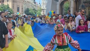 Centrem Prahy se nesly ukrajinské vlajky: „Děkujeme Česko,“ burácel průvod v tradičních krojích