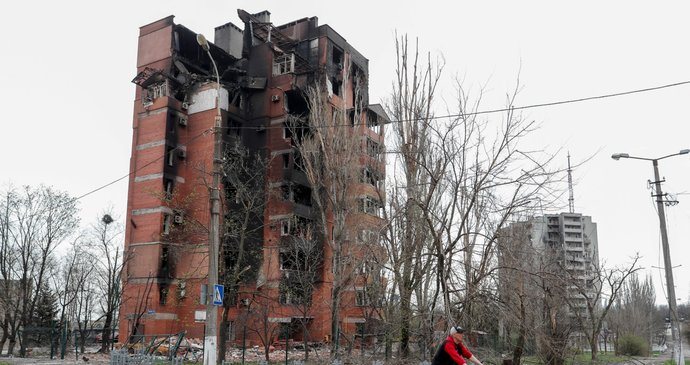 The devastated city of Mariupol.  (18-04-2022)