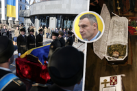 Slzy za hrdinu: Kličko na pohřbu oplakával kapitána Sidorova, který zemřel při ostřelování Donbasu