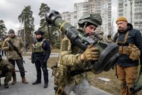 Změna ve vedení války? Experti řekli, jak mohou ukrajinské protiútoky Rusům zavařit