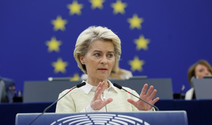 Předsedkyně Evropské komise Ursula von der Leyenová představuje šestý balík protiruských sankcí
