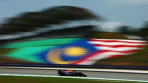 V prvním tréninku v Sepangu byl nejrychlejší Max Verstappen V prvním tréninku v Sepangu byl nejrychlejší Max Verstappen