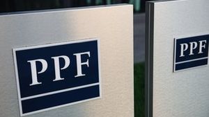 Velký jachtařský ústup. PPF prodává celý nautický byznys, mimo jiné i Šmejcovi Velký jachtařský ústup. PPF prodává celý nautický byznys, mimo jiné i Šmejcovi