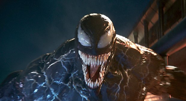 Co znamenají poslední scény po titulcích Venoma?