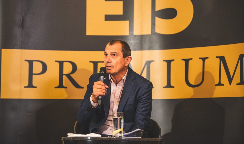 Věslav Michalik ze STAN v předvolební debatě deníku E15
