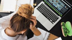 Většina Čechů chce brzy změnit práci. Průzkum ukázal, co jim nejvíc chybí Většina Čechů chce brzy změnit práci. Průzkum ukázal, co jim nejvíc chybí