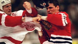 VIDEO: 10 největších bitkařů v historii NHL. Tohle byly bestiální mlátičky VIDEO: 10 největších bitkařů v historii NHL. Tohle byly bestiální mlátičky