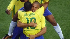 VIDEO Z ARCHIVU: První reprezentační gól Brazilce Rivalda. A zrodila se hvězda VIDEO Z ARCHIVU: První reprezentační gól Brazilce Rivalda. A zrodila se hvězda