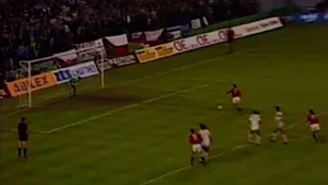 VIDEO Z ARCHIVU: Jak Michal Bílek poslal před 37 lety dvěma góly Čechoslováky na mistrovství světa VIDEO Z ARCHIVU: Jak Michal Bílek poslal před 37 lety dvěma góly Čechoslováky na mistrovství světa